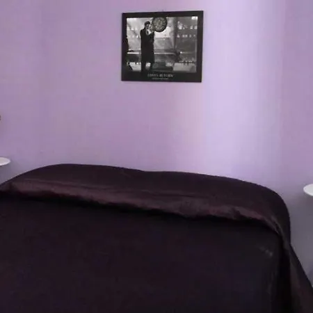 Art In Vatican Bed & Breakfast